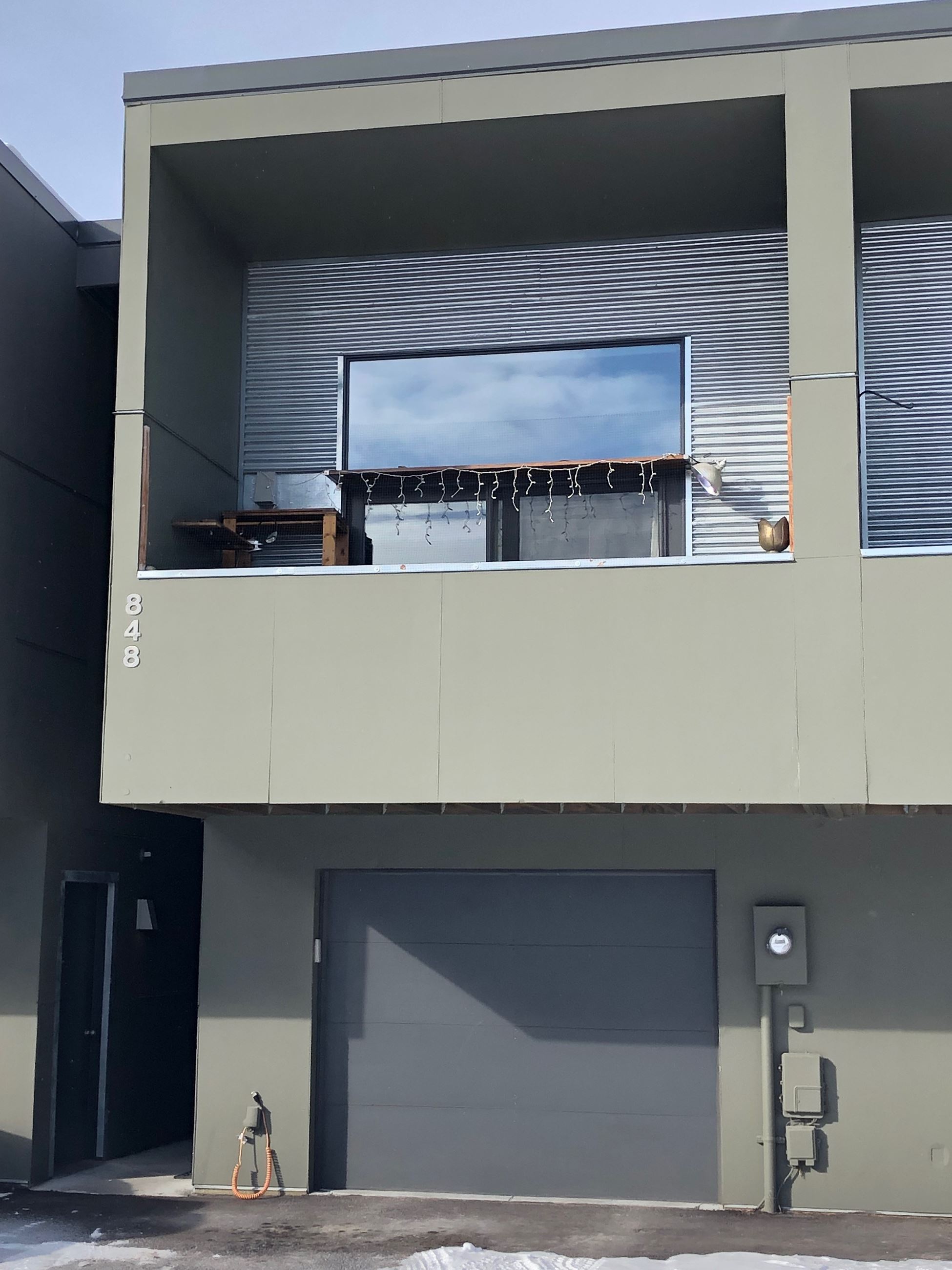 Exterior Front - 848 W Snow King